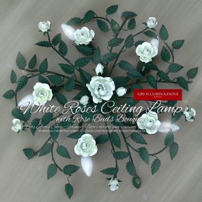 Ceiling lamp in wrought iron, 5 lights, with small central bouquet of single blossomed rose and three buds, white roses, green leaves, glossy paint.