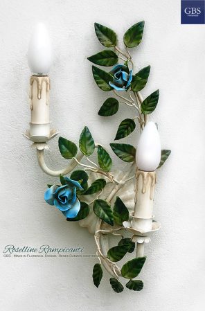 Climbing Roses. 2-Lights Tole Wall Sconce.