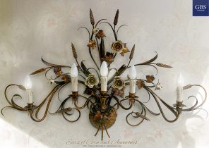 Ears of corn and Anemones. Five lights Wall Sconce. Antique Gold. Hand-decorated wrought iron.
